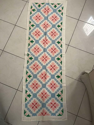 Handmade runner used, dimensions 1.60x0.54m