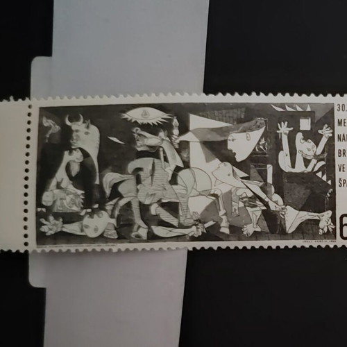 Czechoslovakia 1966 Guernica Picasso Stamp Duo like new