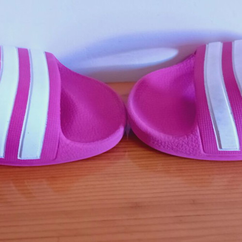 Adidas Adilette Aqua slides used, pink, size 31