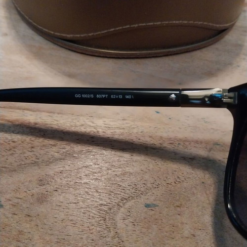 Gucci men's sunglasses like new with leather case black