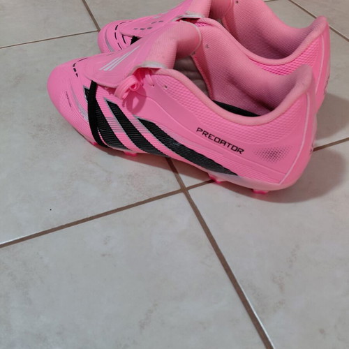 Adidas Predators athletic shoes size 41 pink new