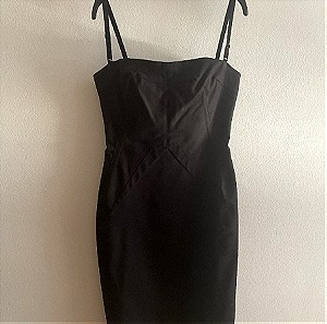 Το απόλυτο μαύρο μικρό φόρεμα D&G