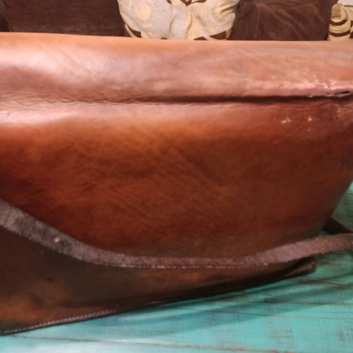 Elta leather bag used, dimensions 33x43 cm