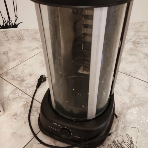Chicken roaster slightly used