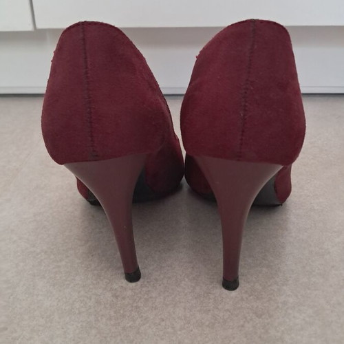 Burgundy pumps used, Greek made with leather insole