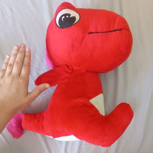 Plush dragon used in very good condition