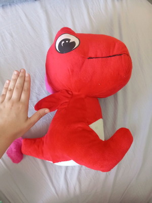 Plush dragon used in very good condition