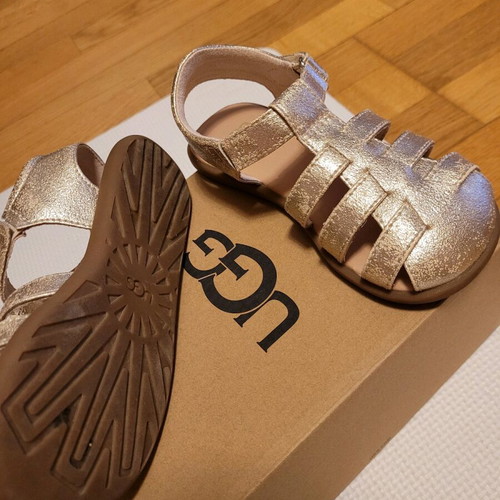 Ugg Kids Sandals like new, gold color