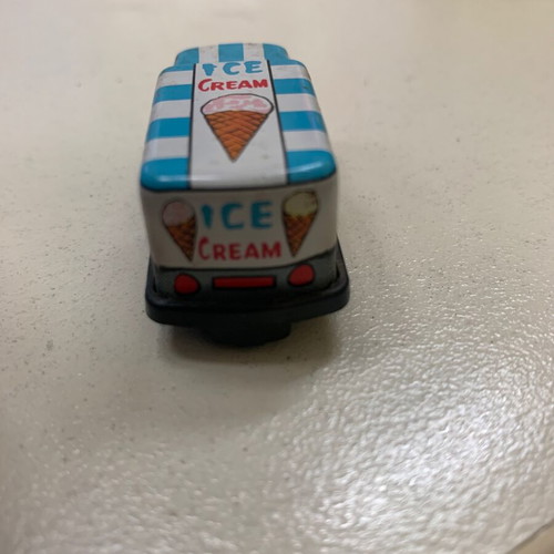 Tsigkino ice cream truck miniature made in Japan used, 70s