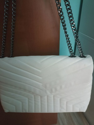 Shoulder bag white used, dimensions 39x26x9 cm, fabric lining