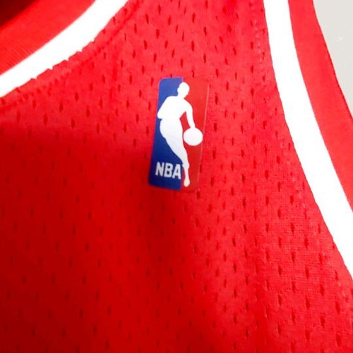 Mitchell and Ness Allen Iverson 1996-97 Swingman Jersey new
