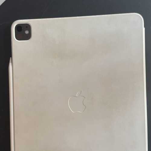 iPad Pro 13" M4 256GB with Apple Pencil and case