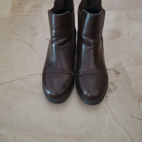 Ugg Australia leather boots brown used