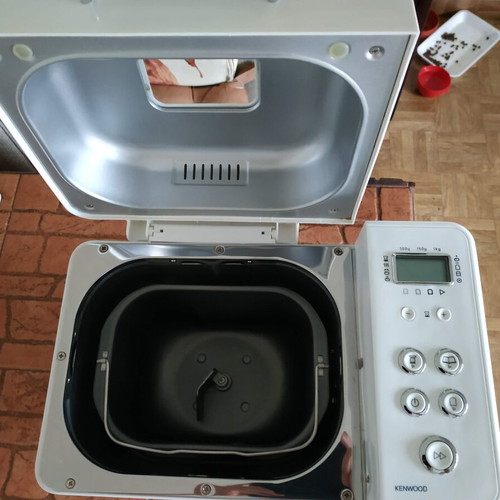 Kenwood BM 250 - 256 bread maker like new