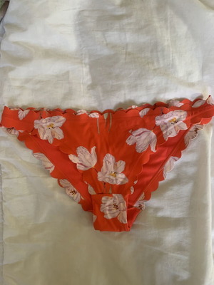 Swimwear bottom new, size M