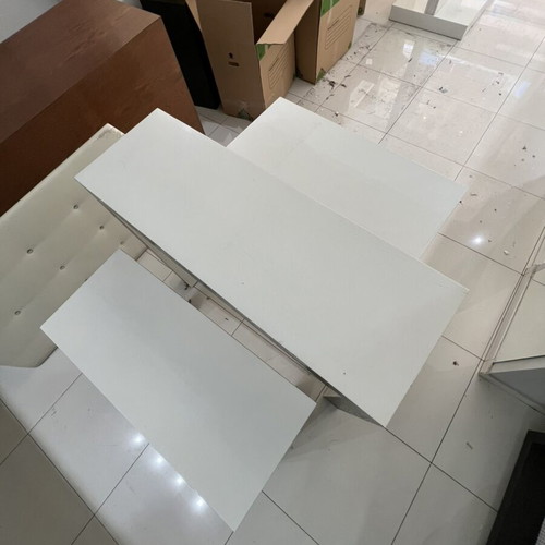 Display tables like new for store or home use