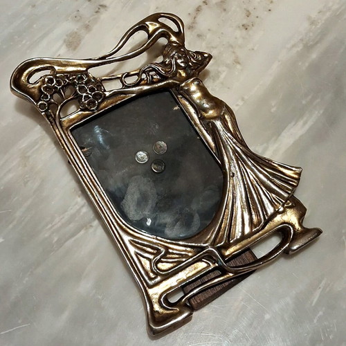 Αντίκα κορνίζα Art Nouveau μπρούτζινη σαν καινούργια, Belle Époque