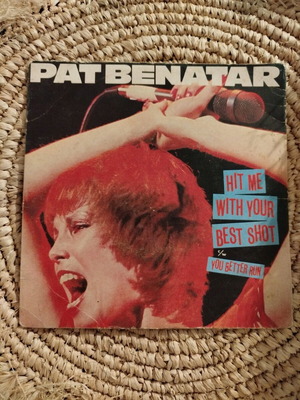 Pat Benatar 45rpm record like new, rock
