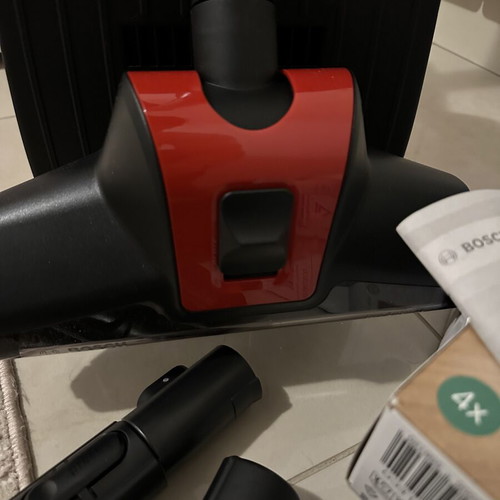 Bosch Pro Animal Serie 6 BGL6PET3 vacuum cleaner like new with bags