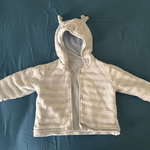 Mothercares jacket for boy 9-12 months like new