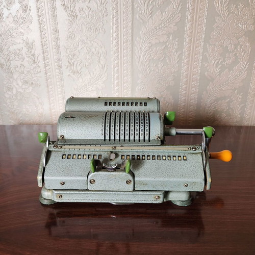 Schubert Rastatt mechanical calculator like new, made in Germany