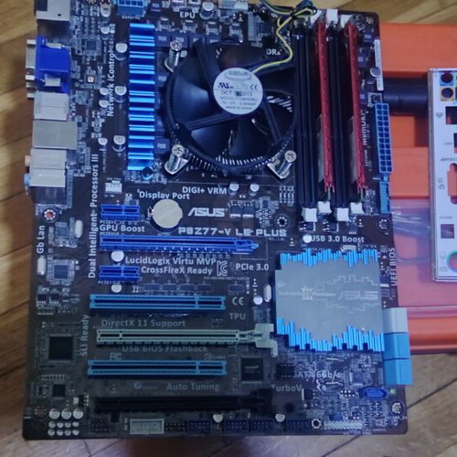 Asus P8Z77-V LE PLUS motherboard with cooling fan and 8GB DDR3 RAM