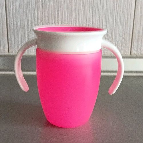 Munchkin Miracle 360° Kids Cup 207ml Pink like new