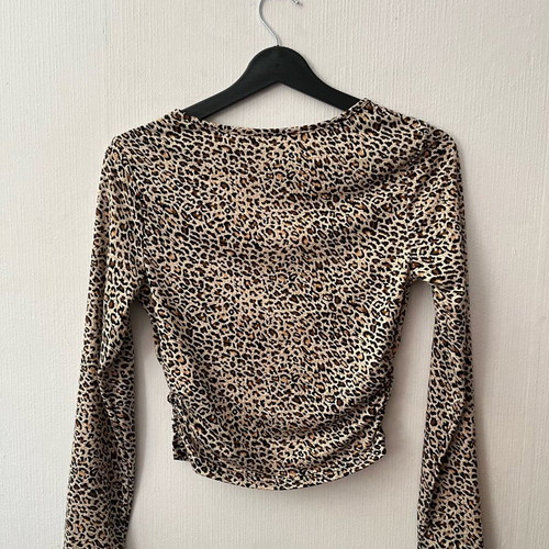 Leopard top Joocy Babi size M like new, black and brown