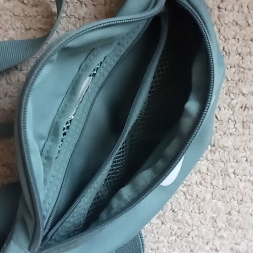 Nike waist bag new, turquoise and metallic grey