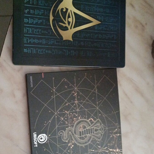 Assassins Creed Medusa Edition collectible with steelbook and artbook