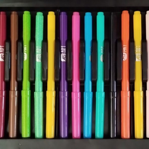 Painting set with case and drawing pad used