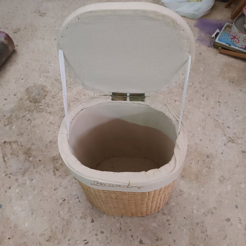 Wicker laundry basket new