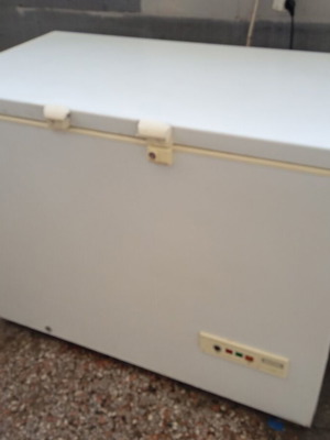 Freezer 400 liters used