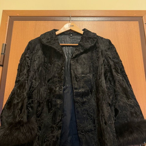 Fur coat natural astrakhan black like new