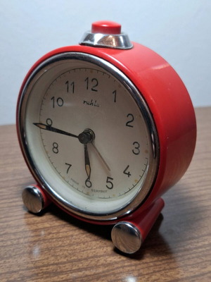 Space Age alarm clock Ruhla used, made in Germany