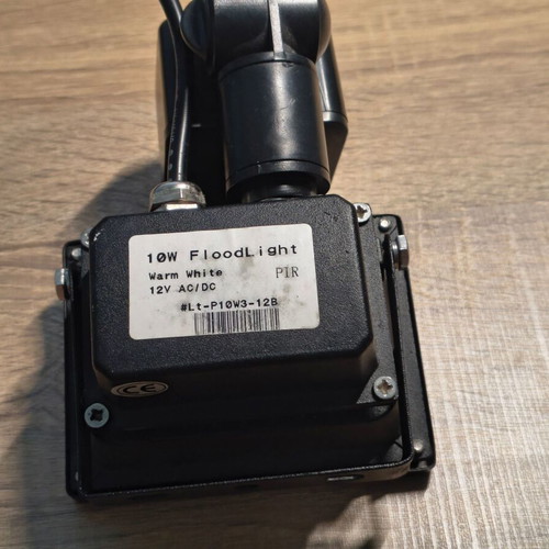 10W LED Floodlight with PIR Motion Sensor, 12V, IP65