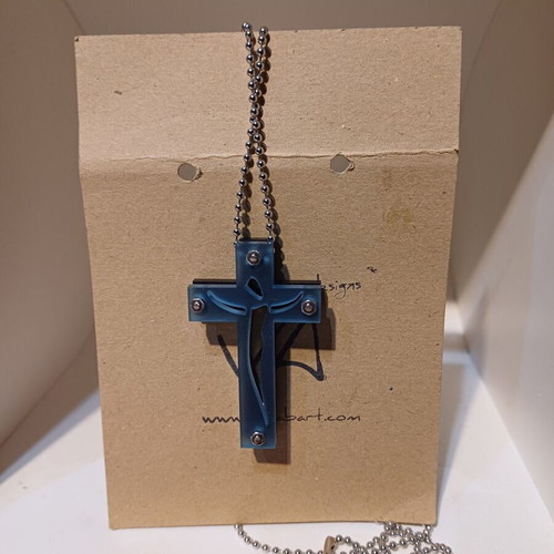 Two-sided cross made of recycled plexiglass with 70cm chain new