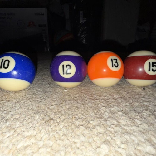 Billiard balls set used, missing 5, 11, 14, medium size