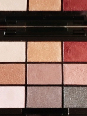 Wycon Quick Palette Eyeshadow καινούργιο με 9 σκιές ματ και σατινέ