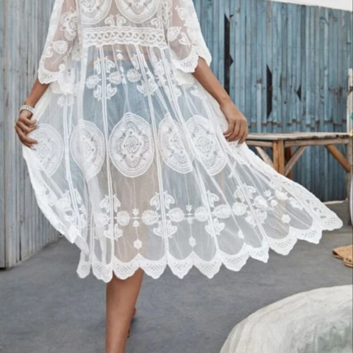 Kimono with embroidery and lace white, new, one size