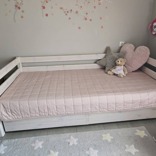 Flexa children's bed with mattress and 2 drawers like new