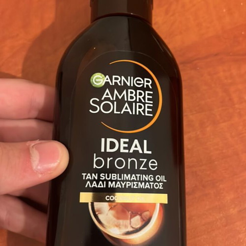 Garnier tanning oil with coconut new
