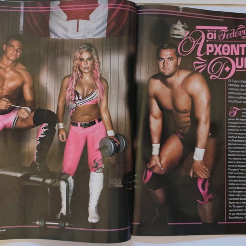 WWE magazines like new, 4 issues July-November 2009