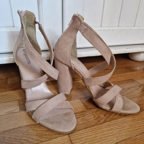 Sarigiannis Beige Suede Sandals Size 37 Like New