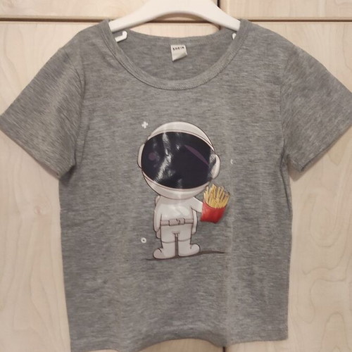 Short-sleeve t-shirt for boy 5 years like new, gray