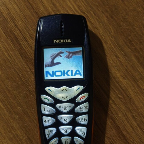 Nokia 3510i mobile phone, blue