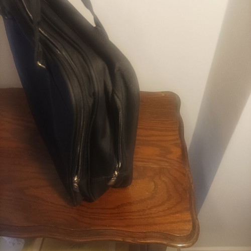Laptop office bag like new, black with two large zippered compartments