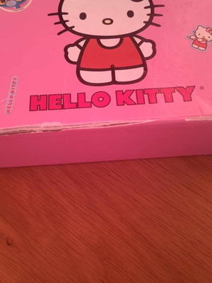 Hello Kitty suitcase box used