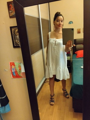 AXA white dress, medium-large size, airy and feminine