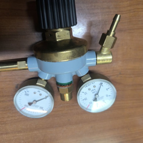 Argon Precision Manometer like new